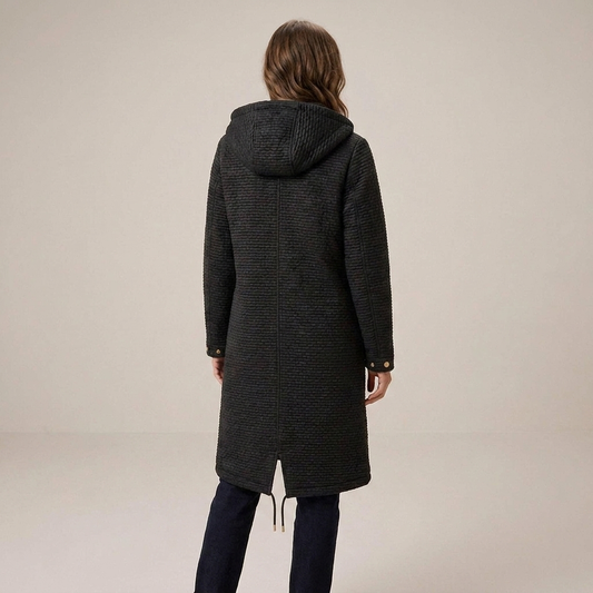 PLUXSTYLE::numise::black-micro-quilt-parka::back