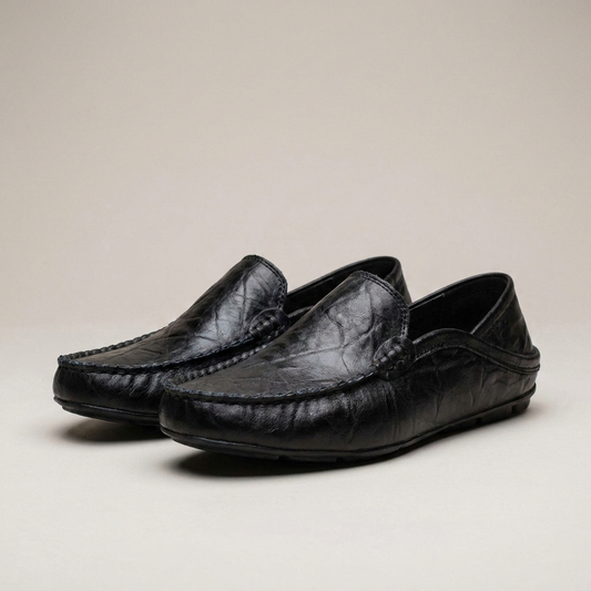 PLUXSTYLE::numise::mens-easy-fit-loafer-footwear::closeup-detail
