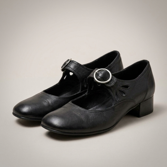 PLUXSTYLE::numise::amelia-buckle-strap-mary-jane-shoes::closeup-detail