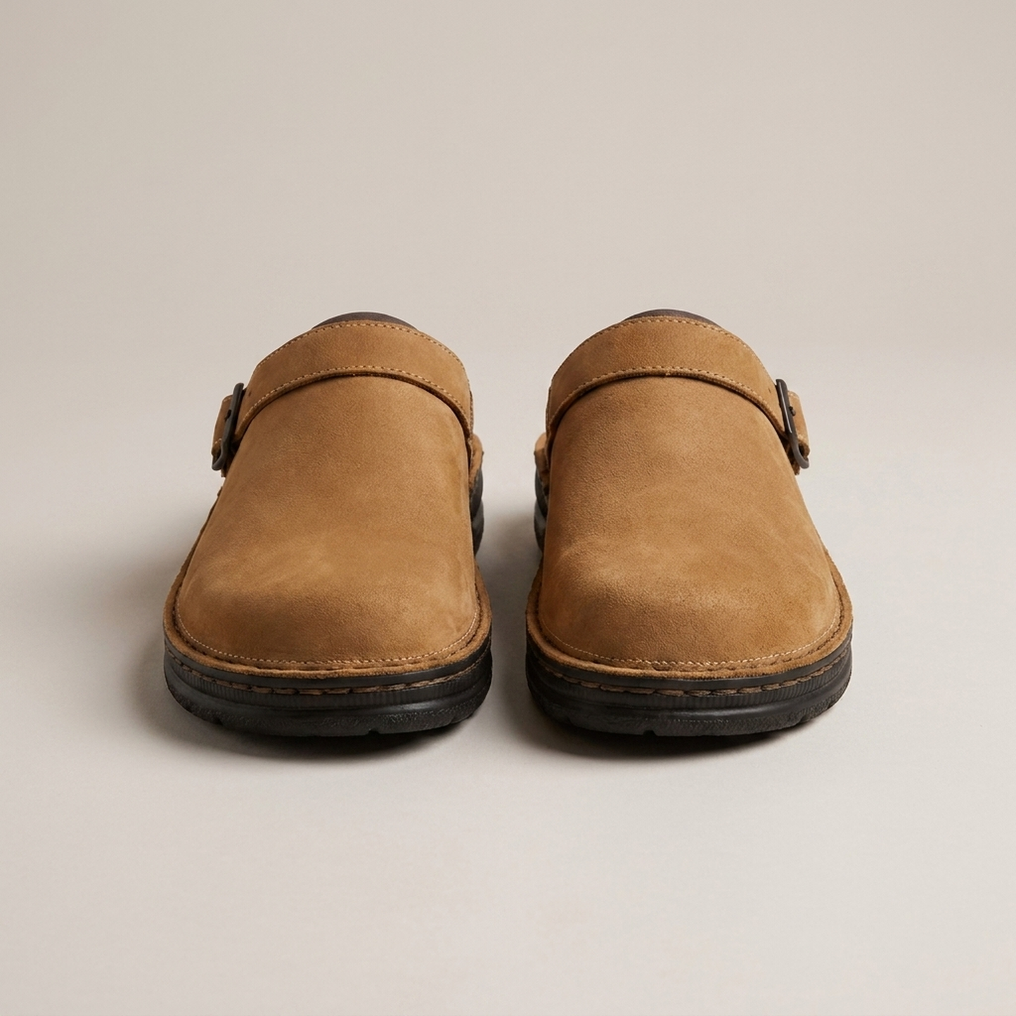 PLUXSTYLE::numise::everyday-support-clogs::pack-khaki