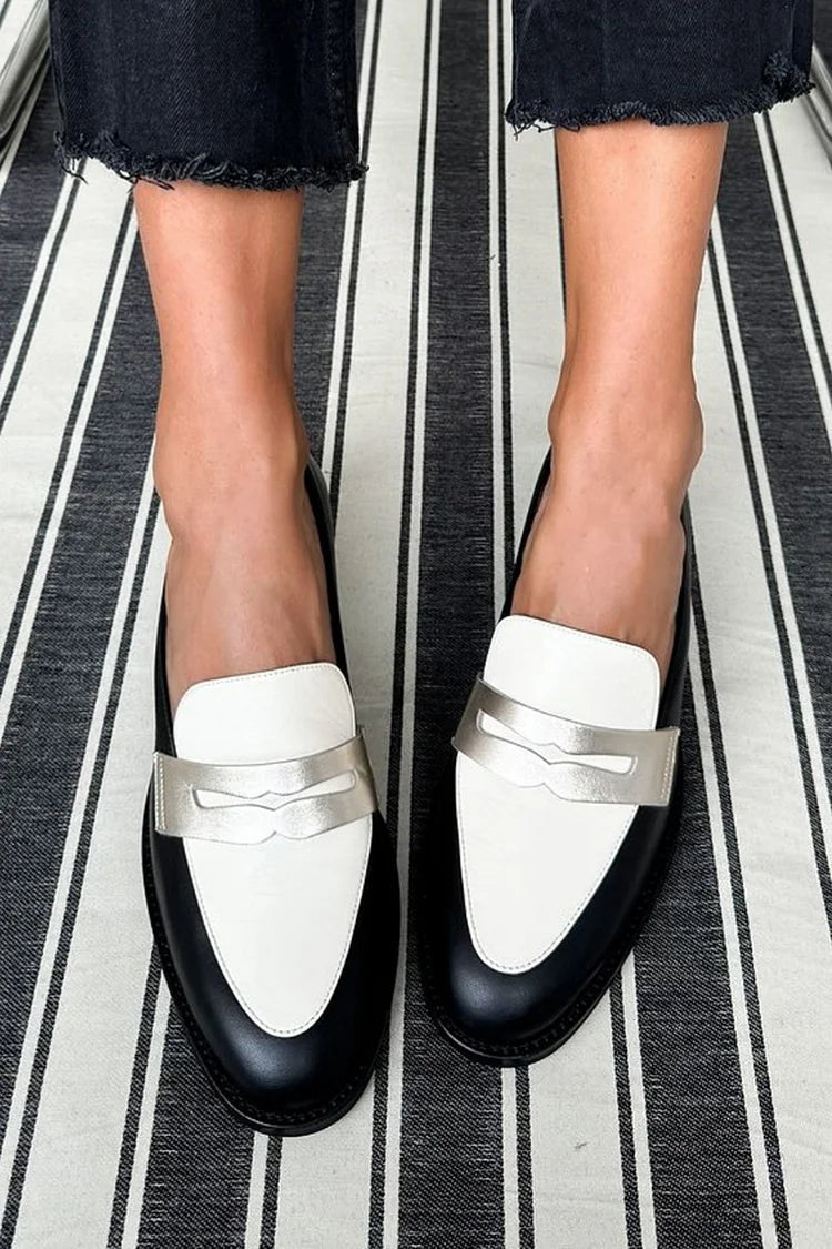 PLUXSTYLE::numise::abby-black-white-loafers::lifestyle-keep-2