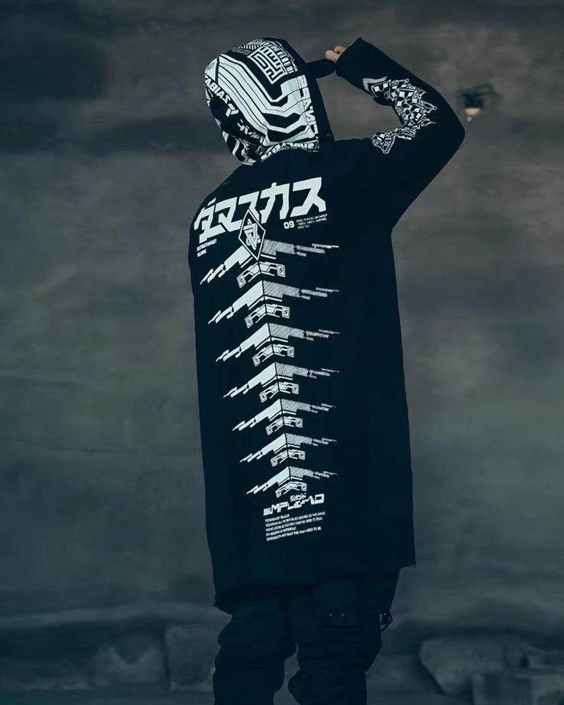 PLUXSTYLE::numise::futurist-longline-parka::lifestyle-keep-2