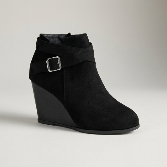PLUXSTYLE::numise::buckle-detail-block-heel-ankle-boots::closeup-hero