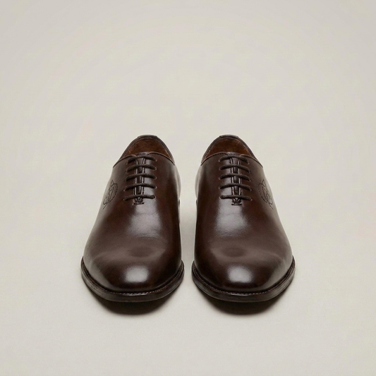PLUXSTYLE::numise::antonino-mens-oxford-dress-shoes::closeup-detail