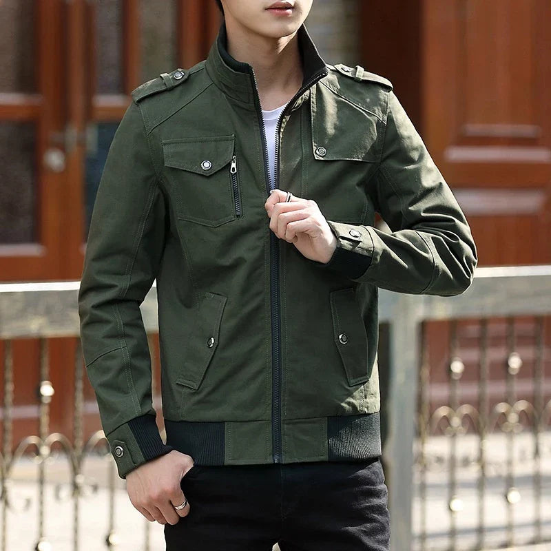 PLUXSTYLE::numise::mens-everyday-zip-up-parka::lifestyle-keep-2