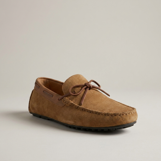 PLUXSTYLE::numise::mens-bow-lace-driving-loafers::closeup-hero