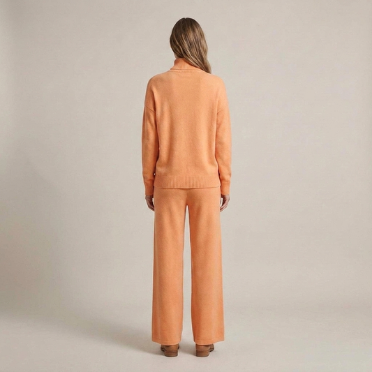 PLUXSTYLE::numise::relaxed-turtleneck-wide-leg-pants-set::back