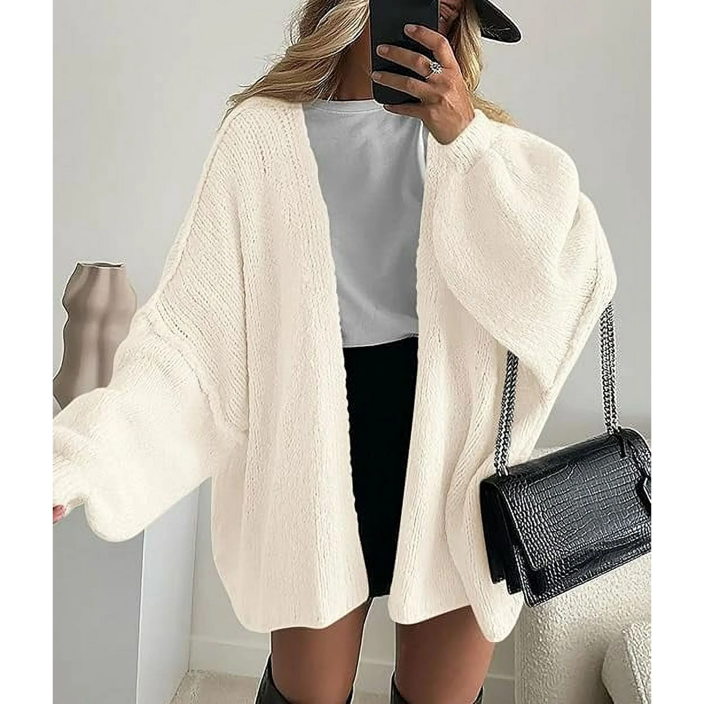 PLUXSTYLE::numise::oversized-maxi-cardigan::lifestyle-keep-2