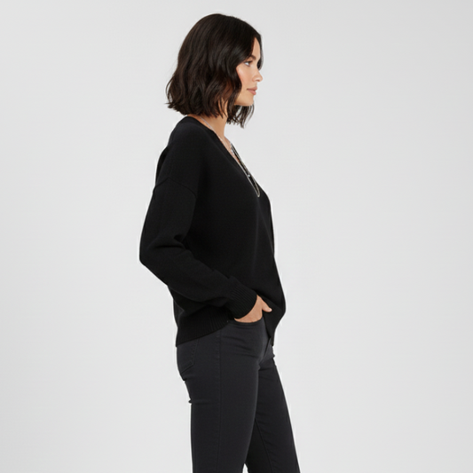 Maglione classico da donna con scollo a V