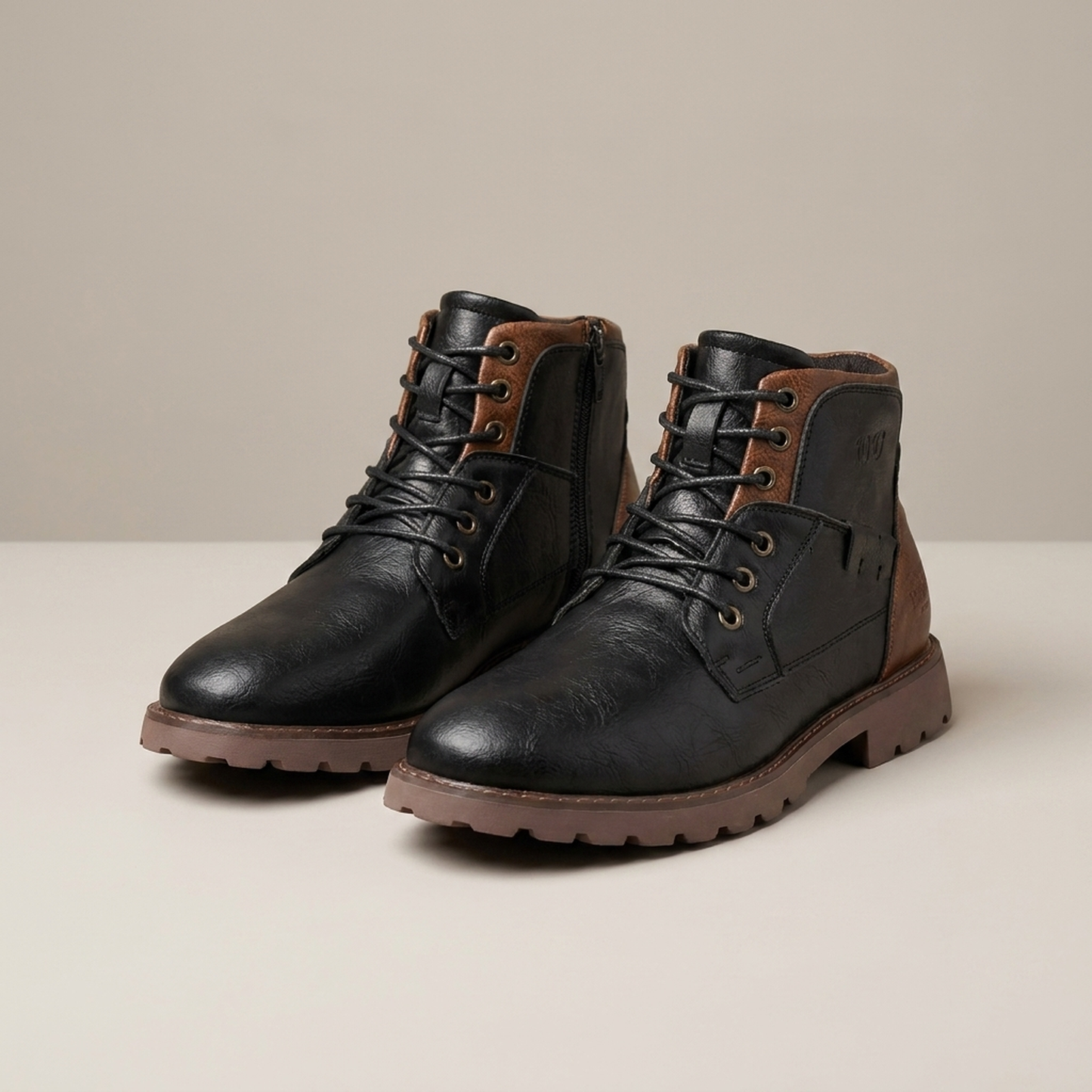 PLUXSTYLE::numise::ashford-casual-boots::pack-black