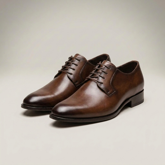 PLUXSTYLE::numise::mens-pointed-toe-derby-dress-shoes::closeup-detail
