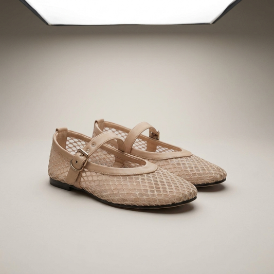 PLUXSTYLE::numise::round-toe-summer-mary-jane-shoes::closeup-detail