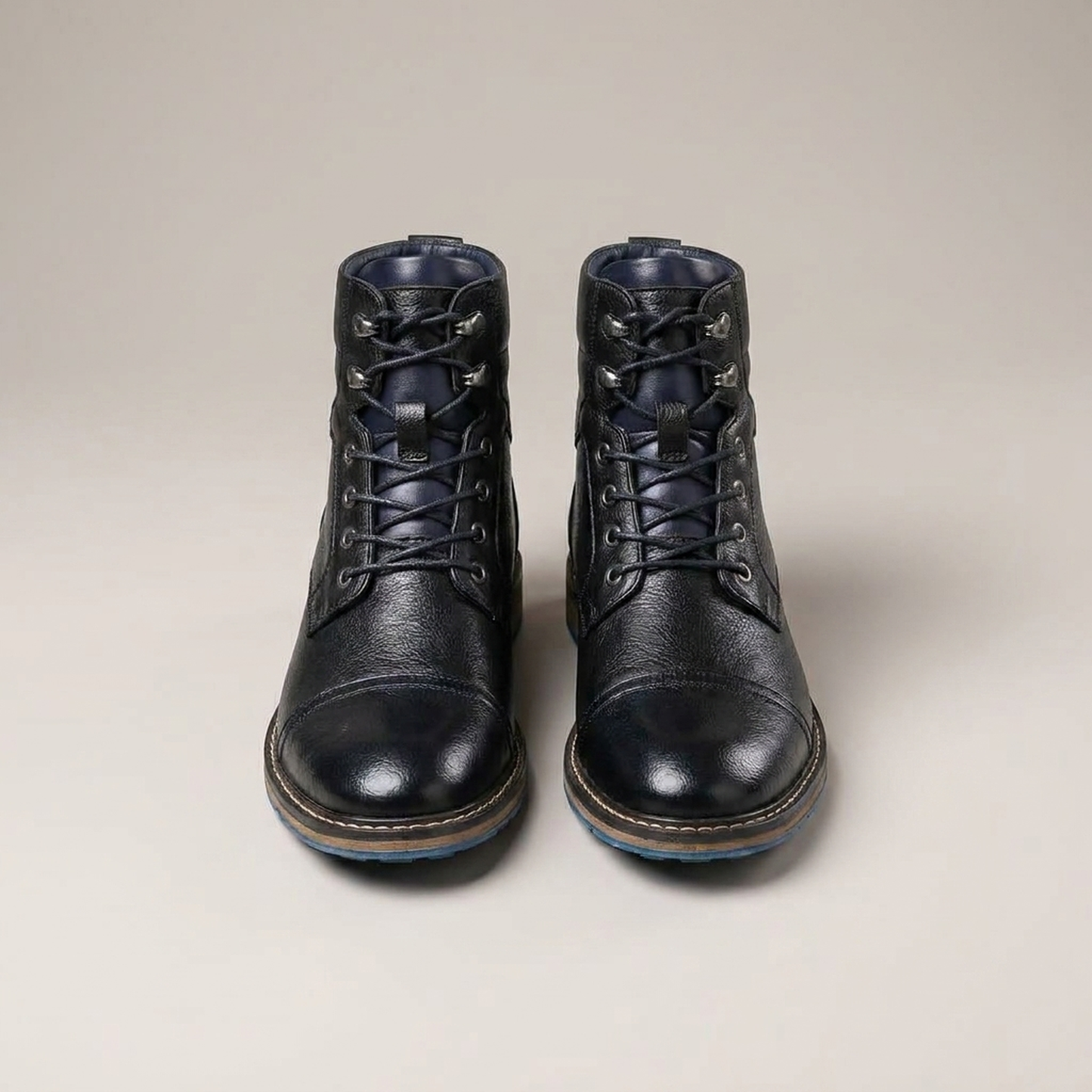 PLUXSTYLE::numise::two-tone-polished-ankle-boots::pack-obsidian-black