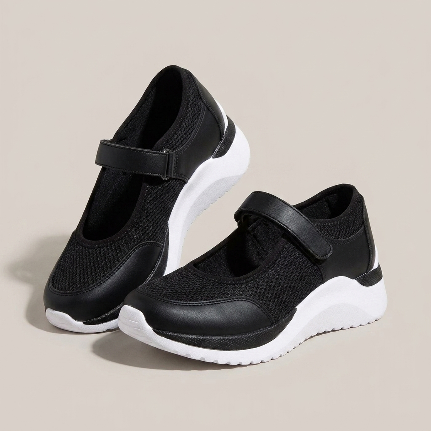 PLUXSTYLE::numise::basket-mary-jane-buckle-sneakers::pack-black