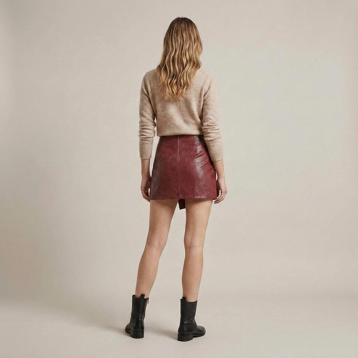 PLUXSTYLE::numise::textured-mid-waist-table::back