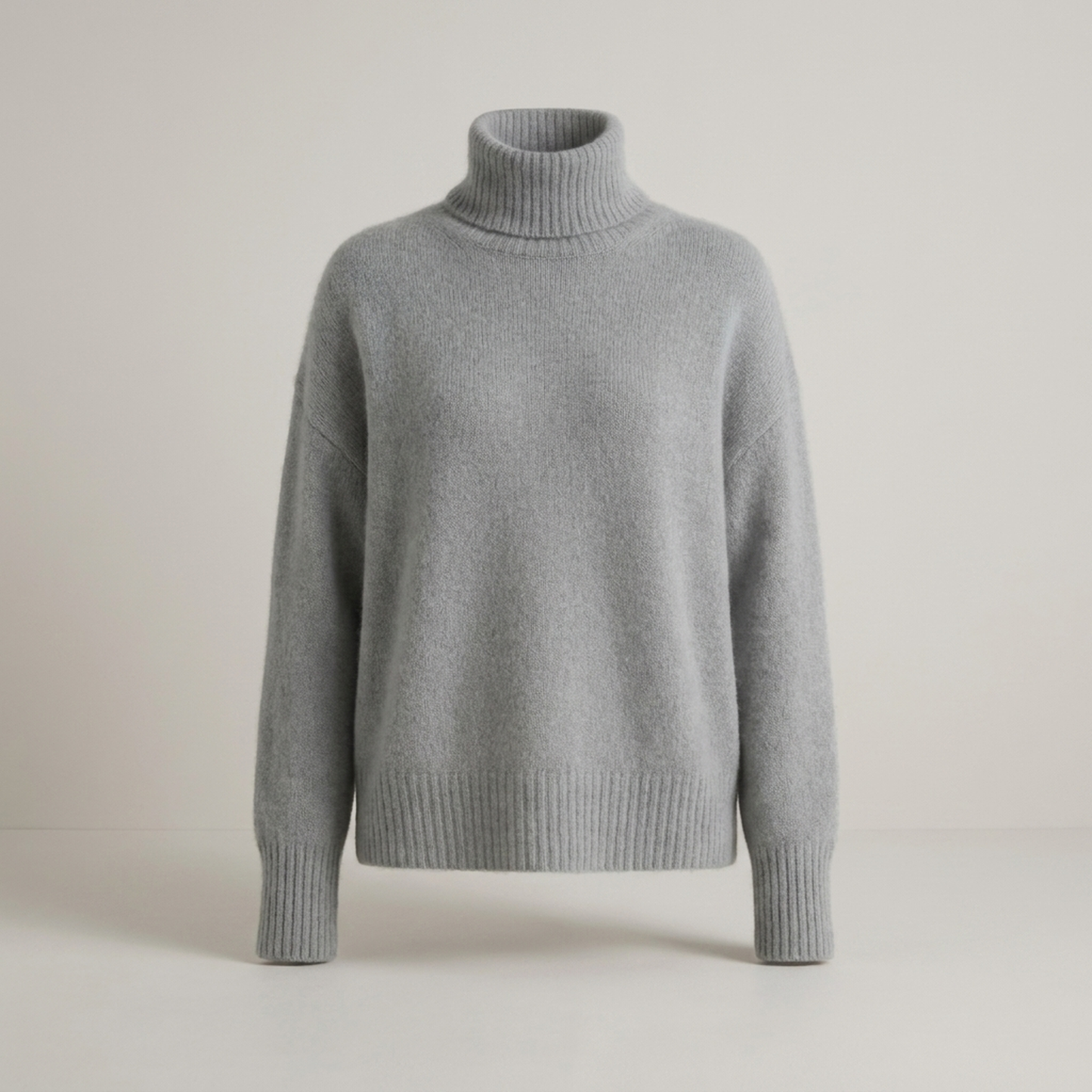 PLUXSTYLE::numise::averelle-oversized-turtleneck-sweater::pack-grey
