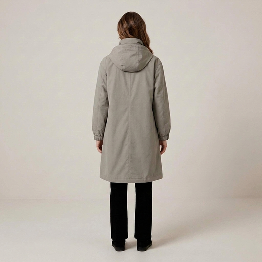 PLUXSTYLE::numise::relaxed-hooded-parka::back
