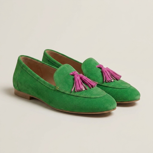 PLUXSTYLE::numise::green-tassel-loafers::closeup-detail