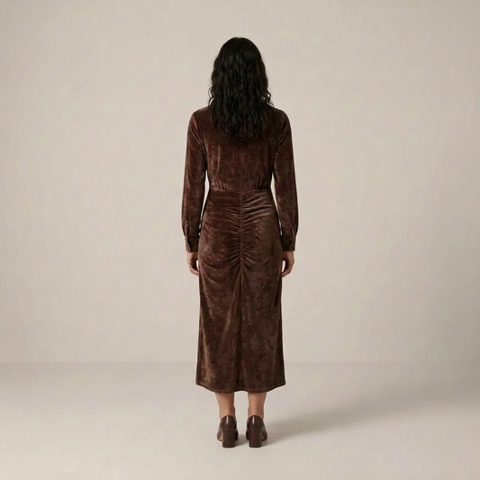 PLUXSTYLE::numise::alessia-pleated-midi-dress::back
