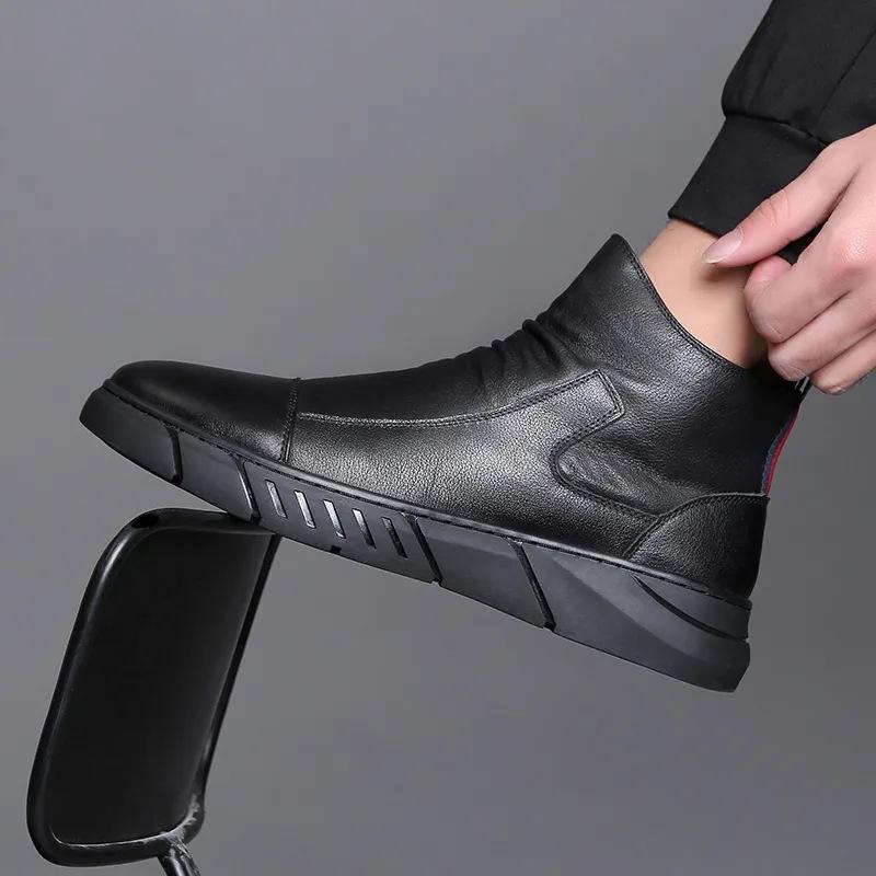PLUXSTYLE::numise::side-zip-martin-boots::lifestyle-keep-1