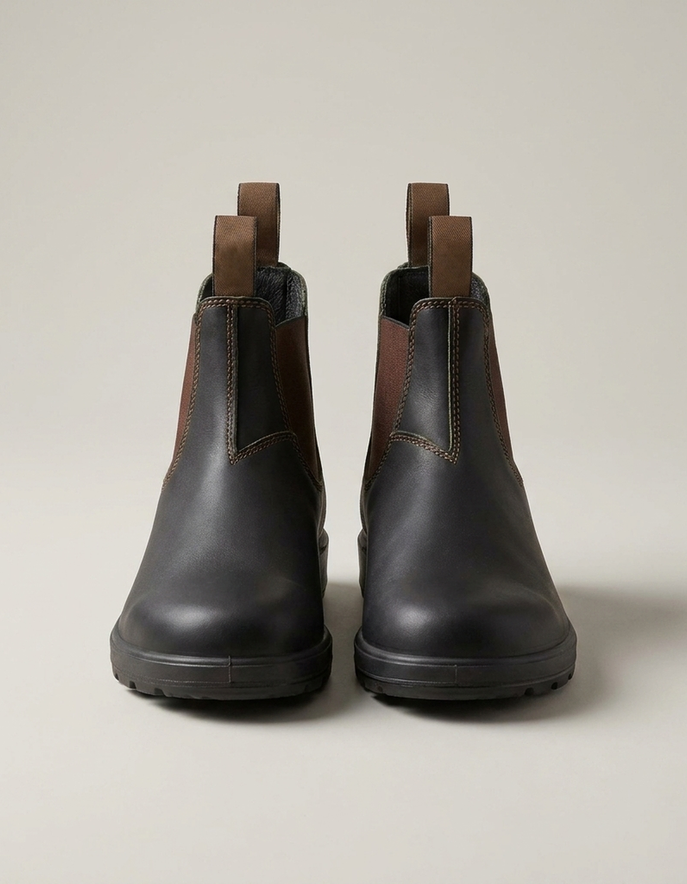 PLUXSTYLE::numise::mens-lug-sole-chelsea-boots::pack-black-and-brown