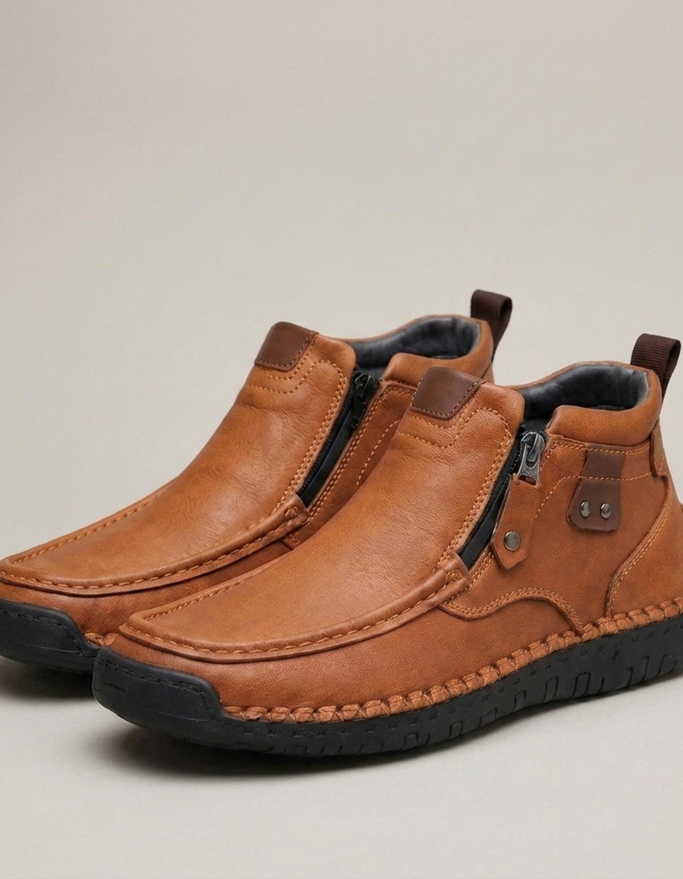 PLUXSTYLE::numise::mens-contrast-stitch-ankle-boots::closeup-detail