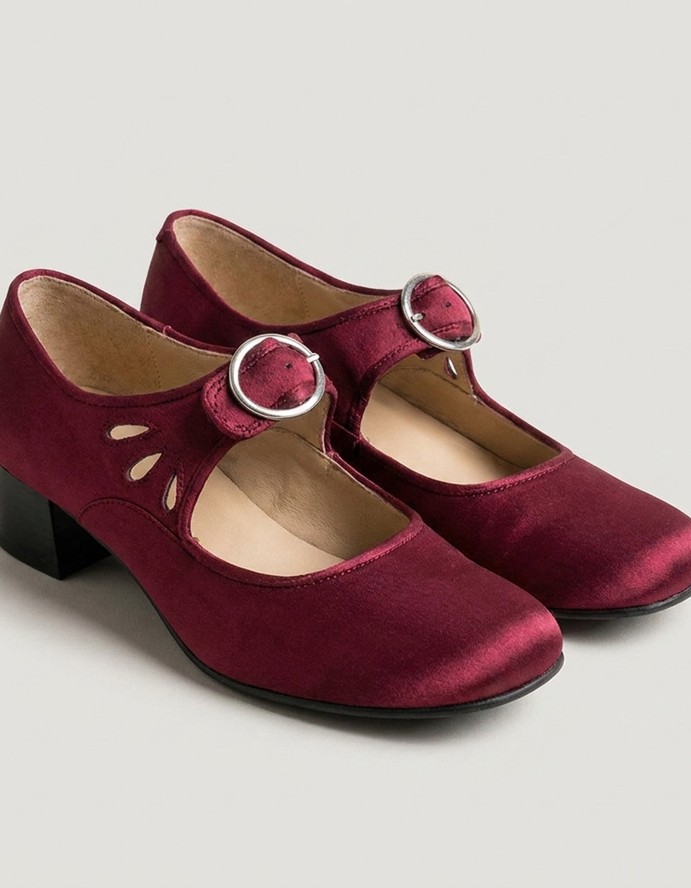 PLUXSTYLE::numise::amelia-buckle-strap-mary-jane-shoes::pack-red