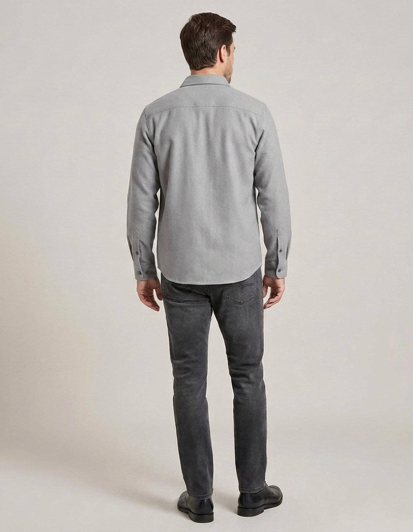 PLUXSTYLE::numise::mens-solid-button-up-top::back