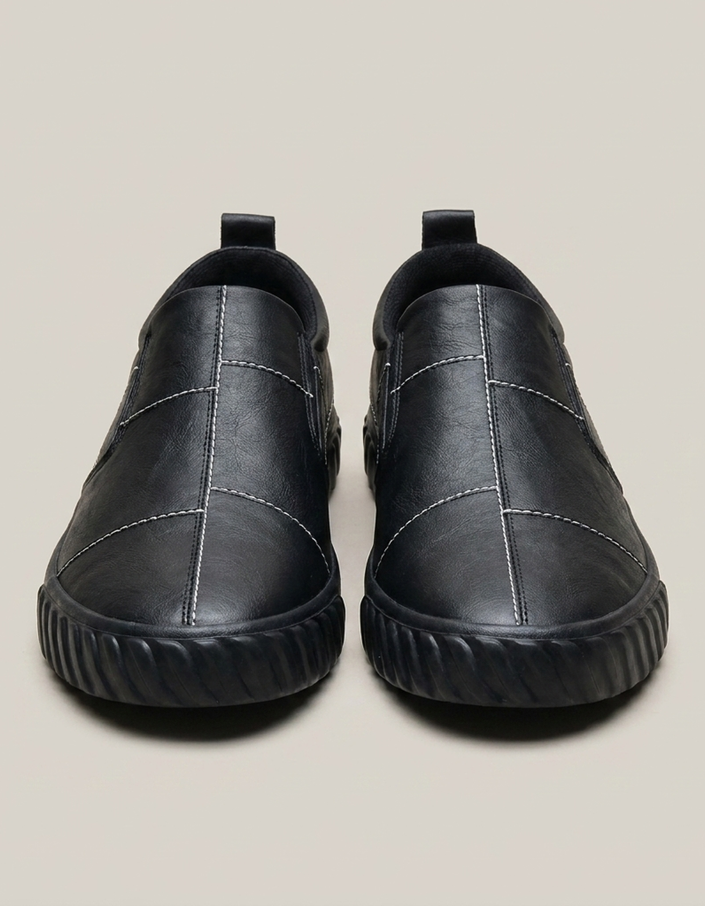 PLUXSTYLE::numise::mens-contrast-stitch-penny-loafers::pack-black