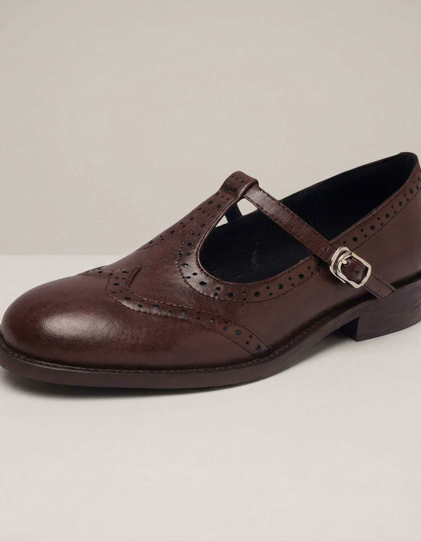 PLUXSTYLE::numise::open-brogue-mary-jane-shoes::pack-brown