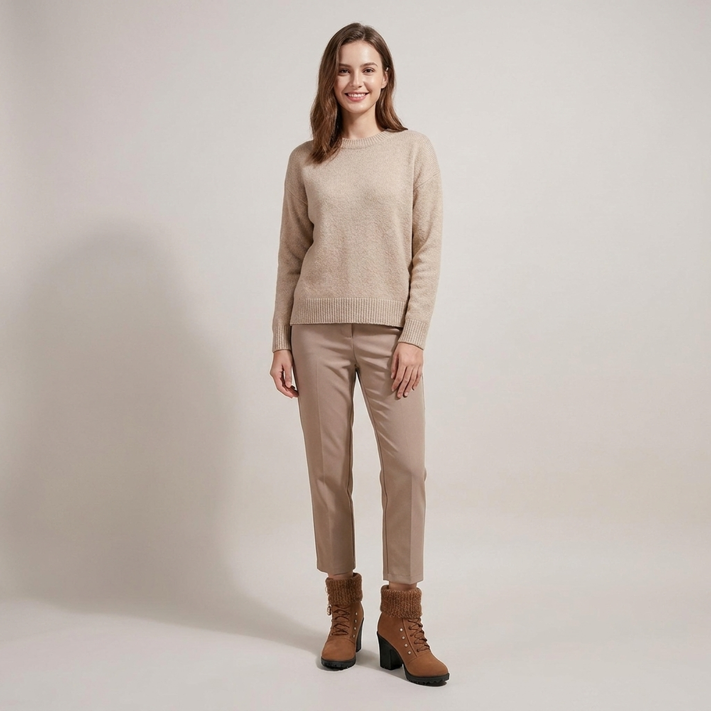 PLUXSTYLE::numise::everyday-chunky-heel-boots::zoom-out