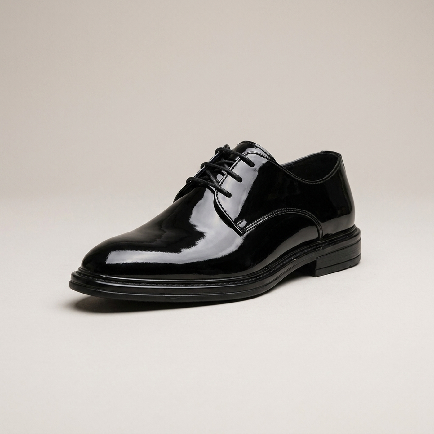 PLUXSTYLE::numise::mens-black-tie-derby-shoes::closeup-hero