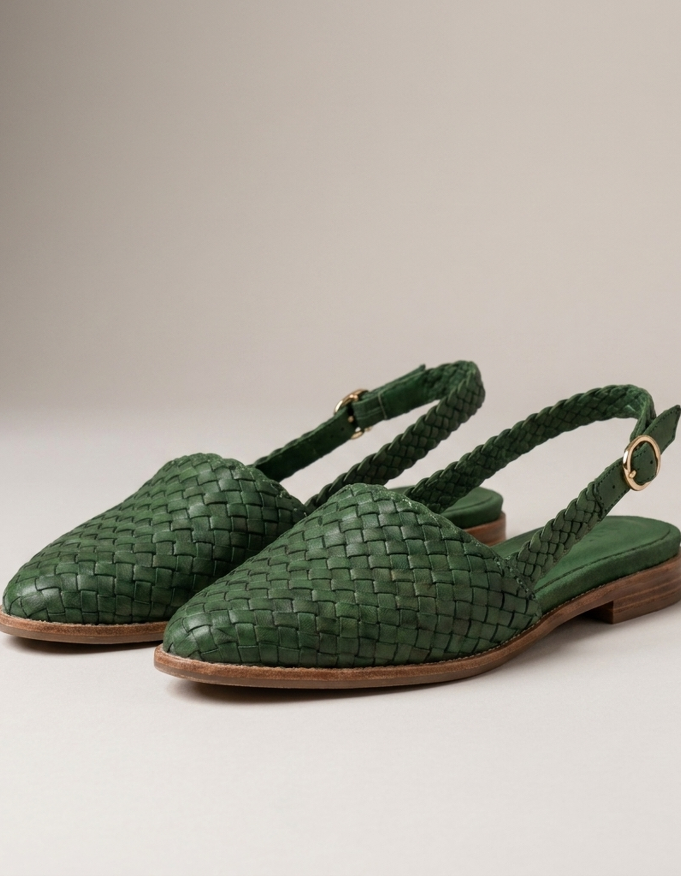 PLUXSTYLE::numise::penelope-pointed-toe-footwear::pack-green