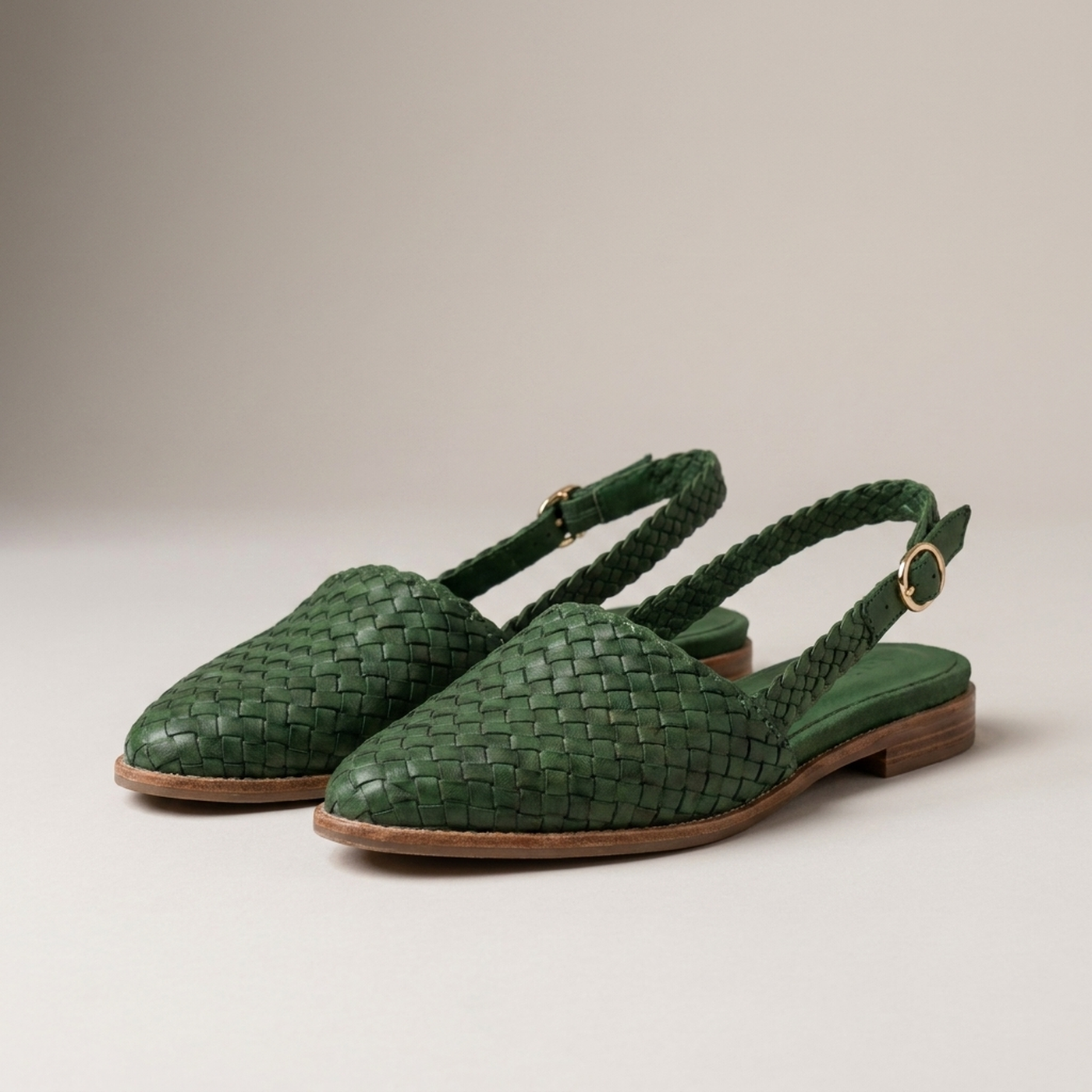 PLUXSTYLE::numise::penelope-pointed-toe-footwear::pack-green