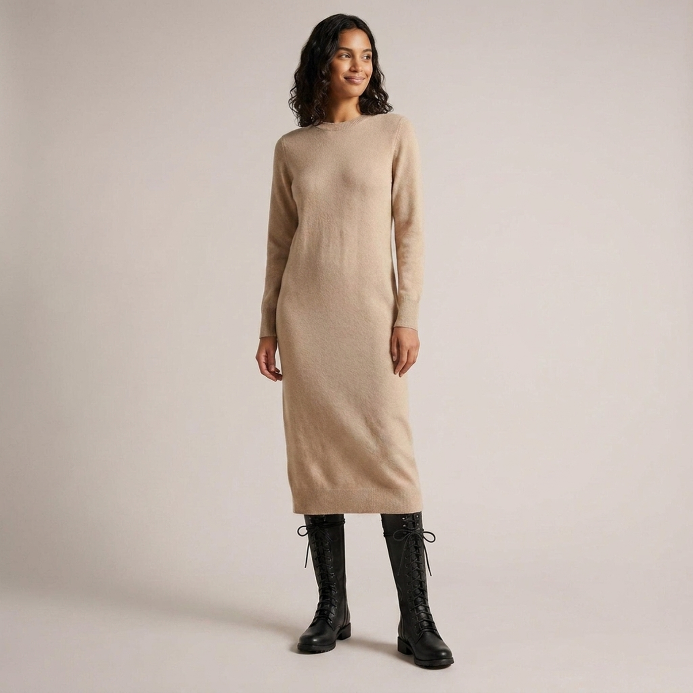 PLUXSTYLE::numise::anja-knee-high-table::zoom-out