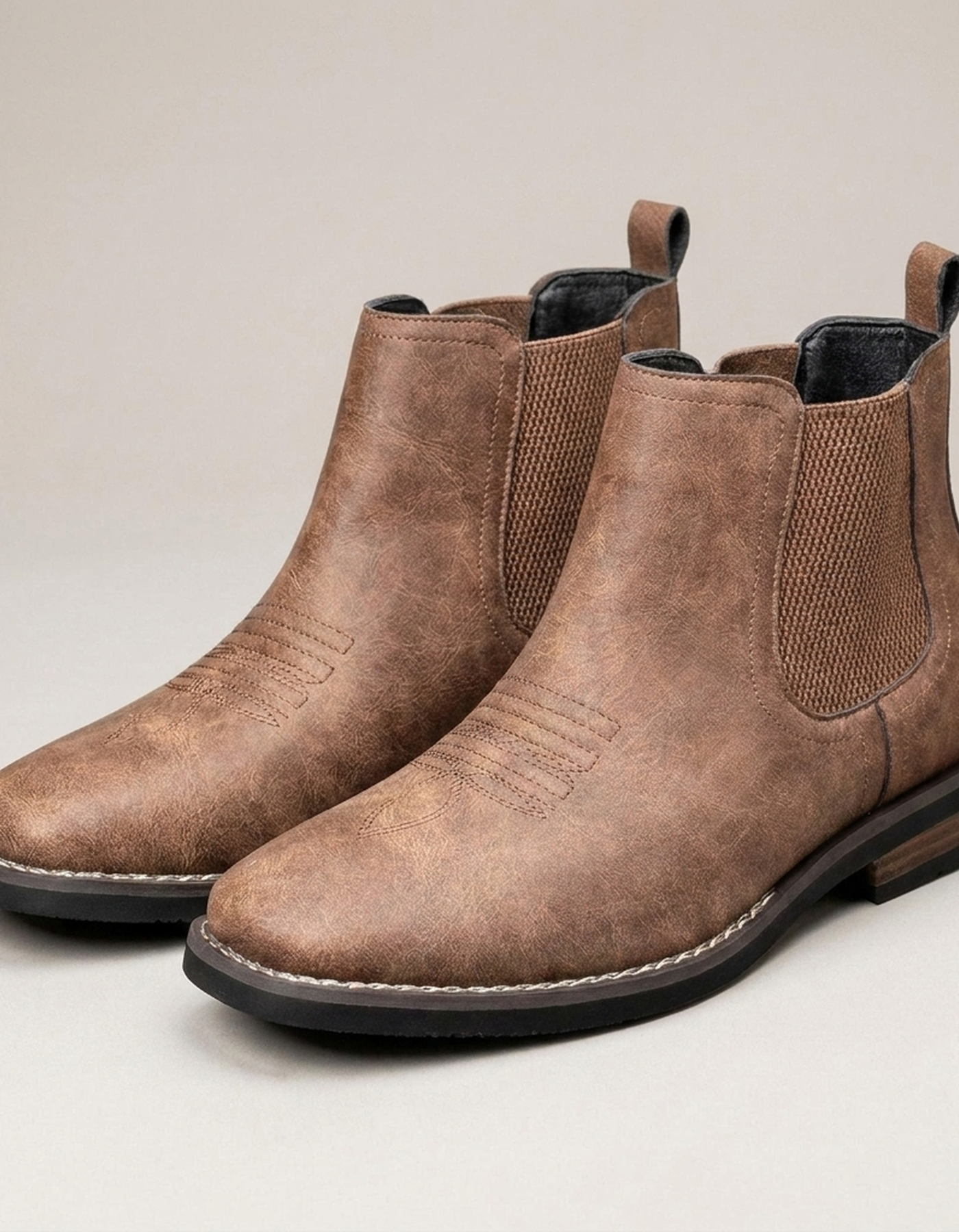 PLUXSTYLE::numise::mens-square-toe-chelsea-boots::closeup-detail