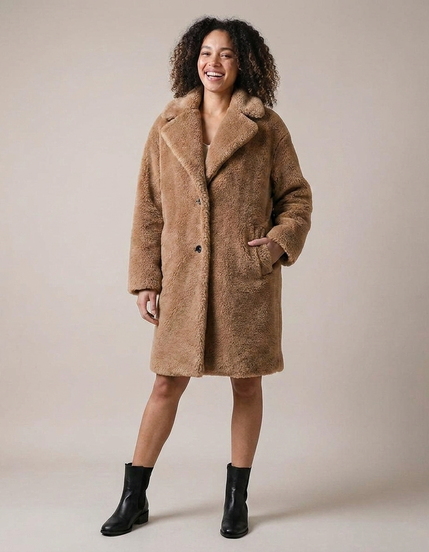 PLUXSTYLE::numise::womens-oversized-parka-1::front
