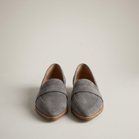 PLUXSTYLE::numise::pointed-toe-comfort-loafers::pack-gray