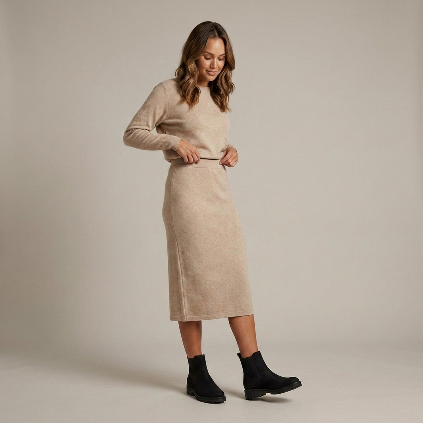 PLUXSTYLE::numise::beatrix-lug-sole-chelsea-boots::zoom-out
