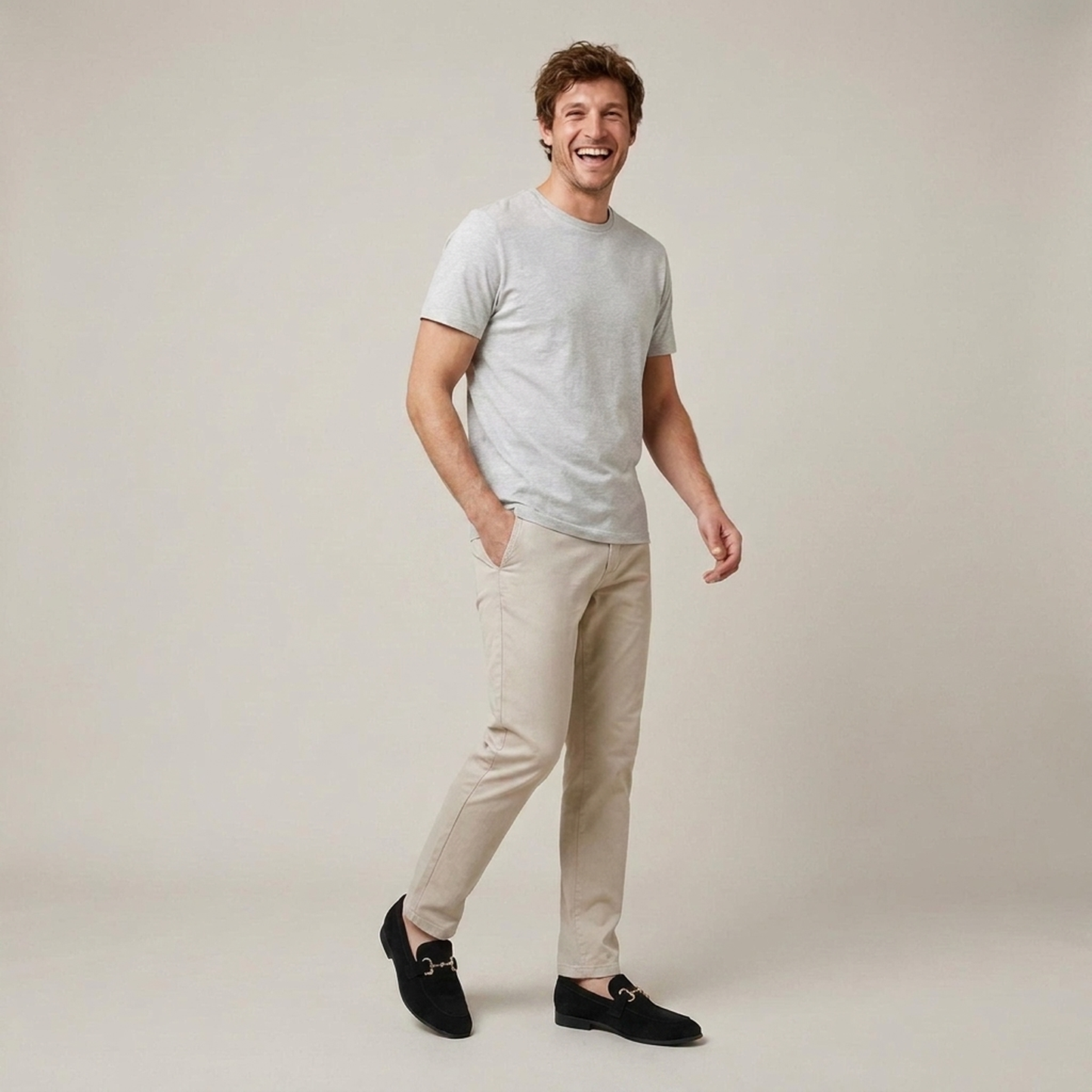 PLUXSTYLE::numise::gold-accent-everyday-loafers::zoom-out