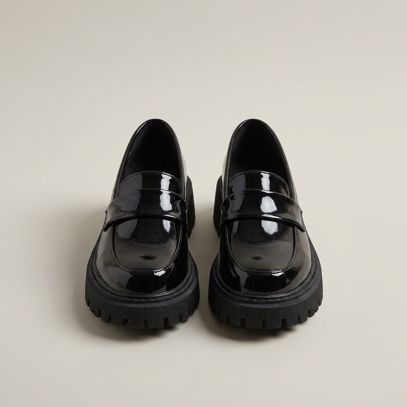 PLUXSTYLE::numise::womens-cushioned-platform-loafers::pack-black