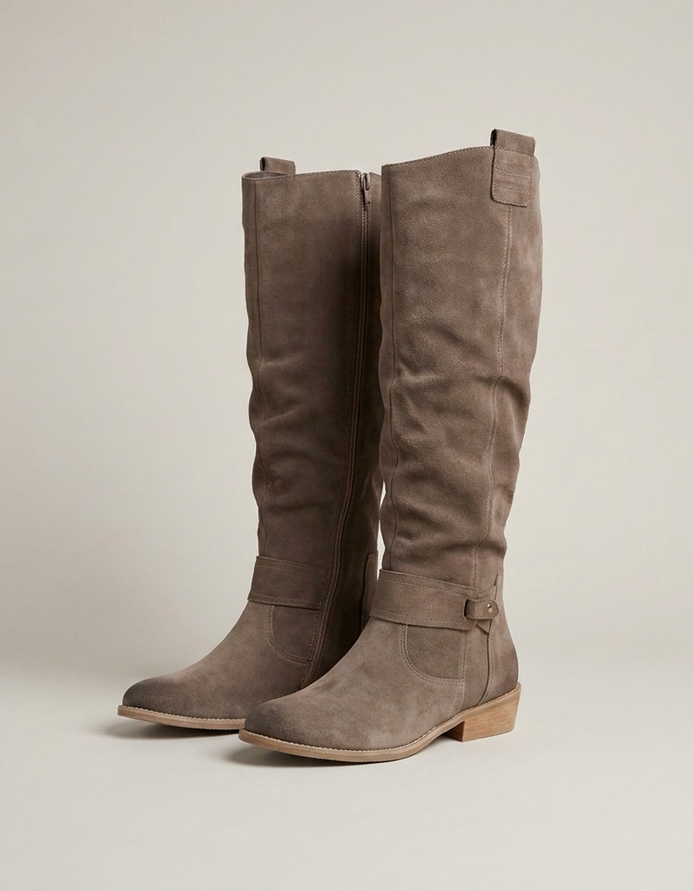 PLUXSTYLE::numise::wide-fit-knee-high-boots::pack-taupe