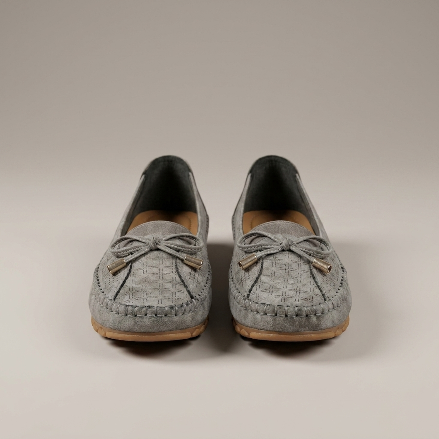 PLUXSTYLE::numise::agnes-perforated-comfort-loafers::pack-gray
