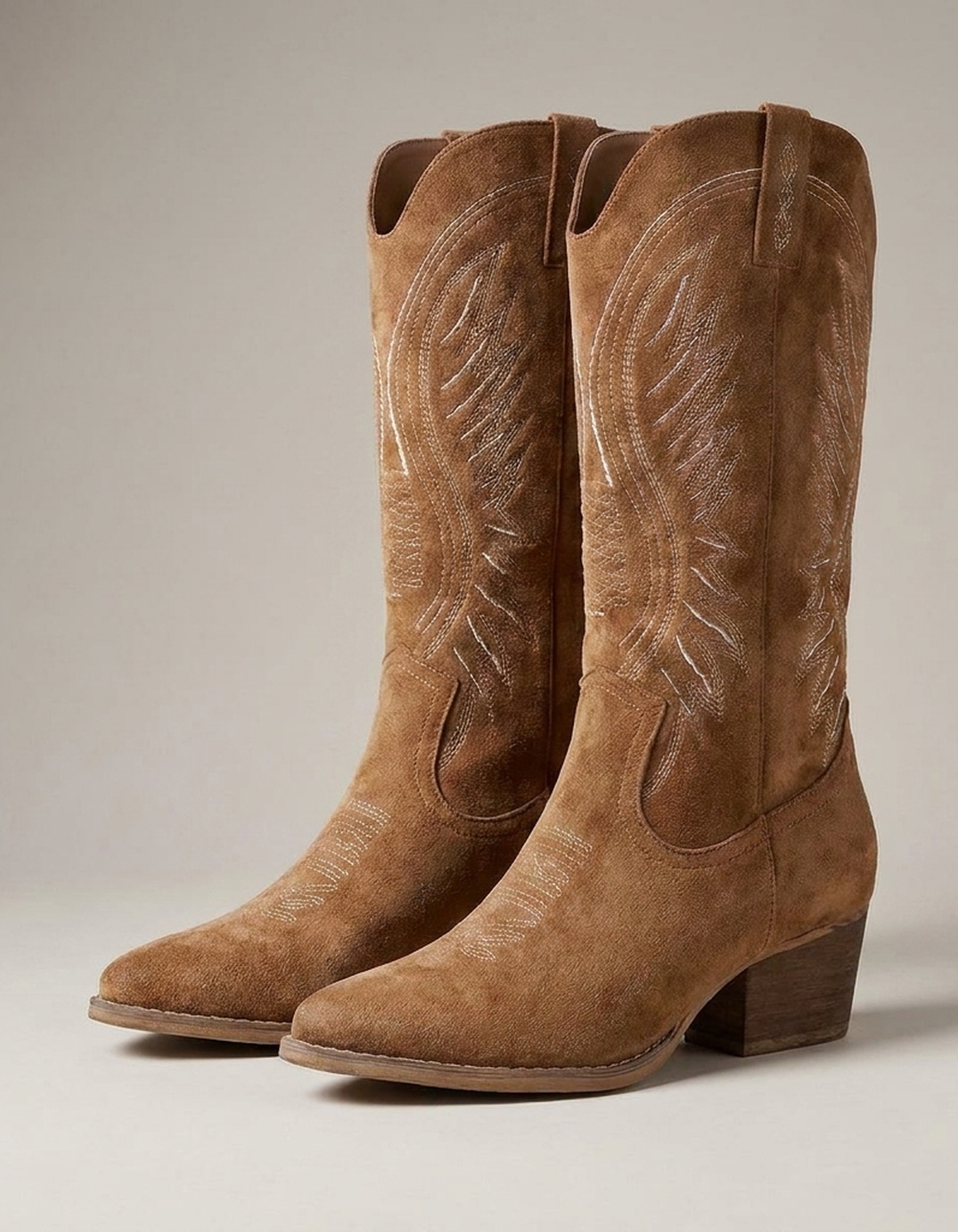 PLUXSTYLE::numise::alice-midnight-boots::closeup-detail