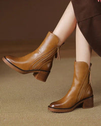 PLUXSTYLE::numise::alina-timeless-ankle-boots::lifestyle-keep-1