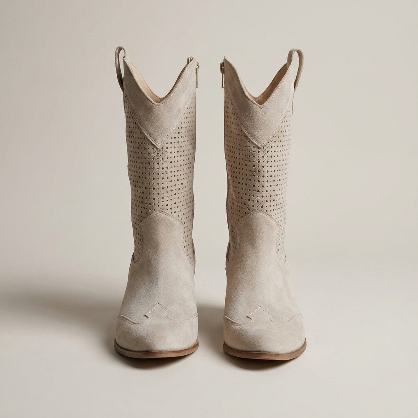 PLUXSTYLE::numise::amelia-perforated-cowboy-boots::pack-beige