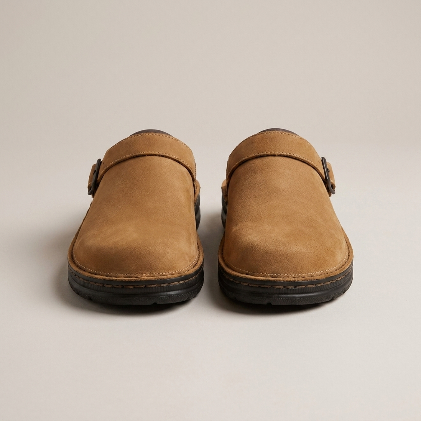 PLUXSTYLE::numise::everyday-support-clogs::pack-khaki