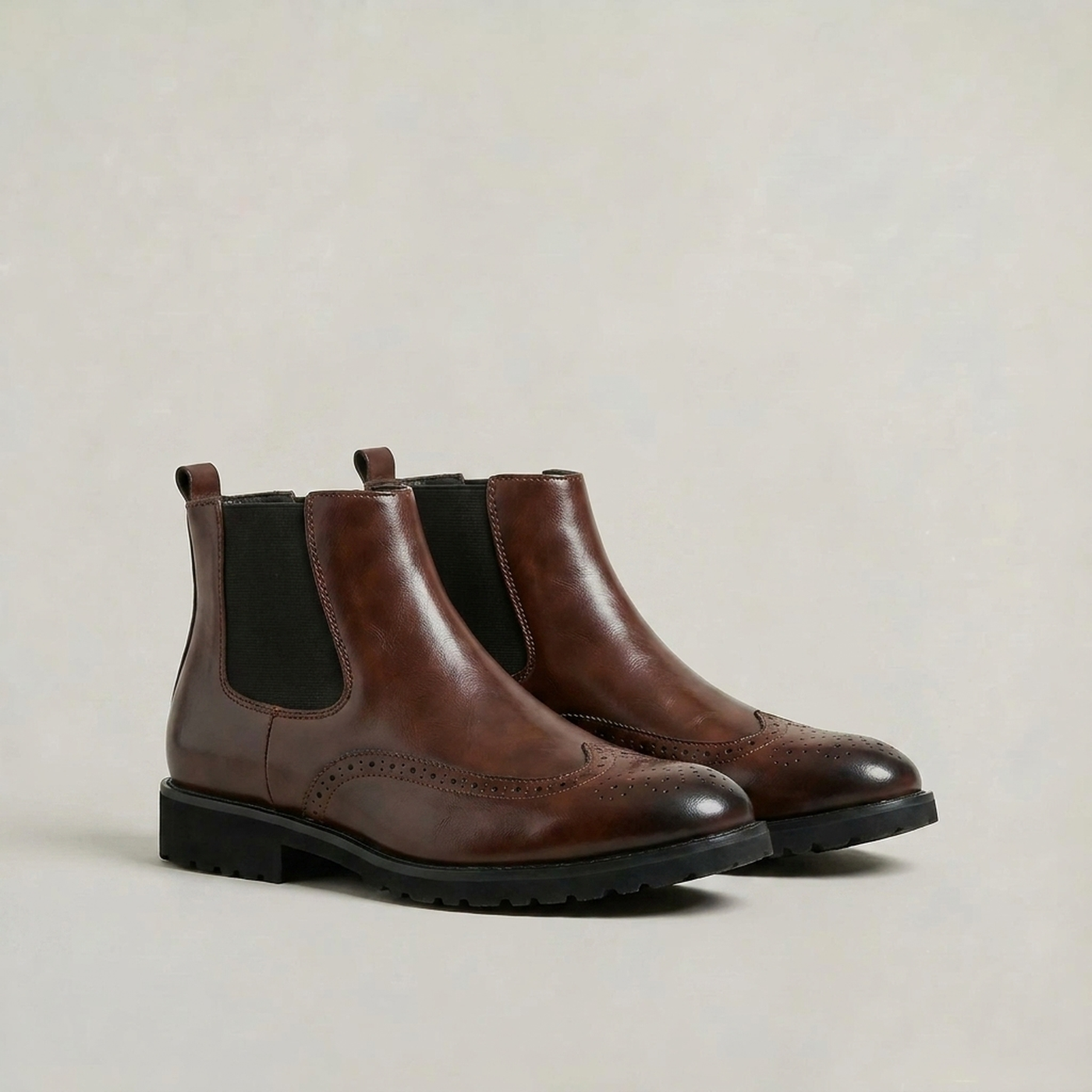 PLUXSTYLE::numise::mens-wingtip-chelsea-boots::pack-brown