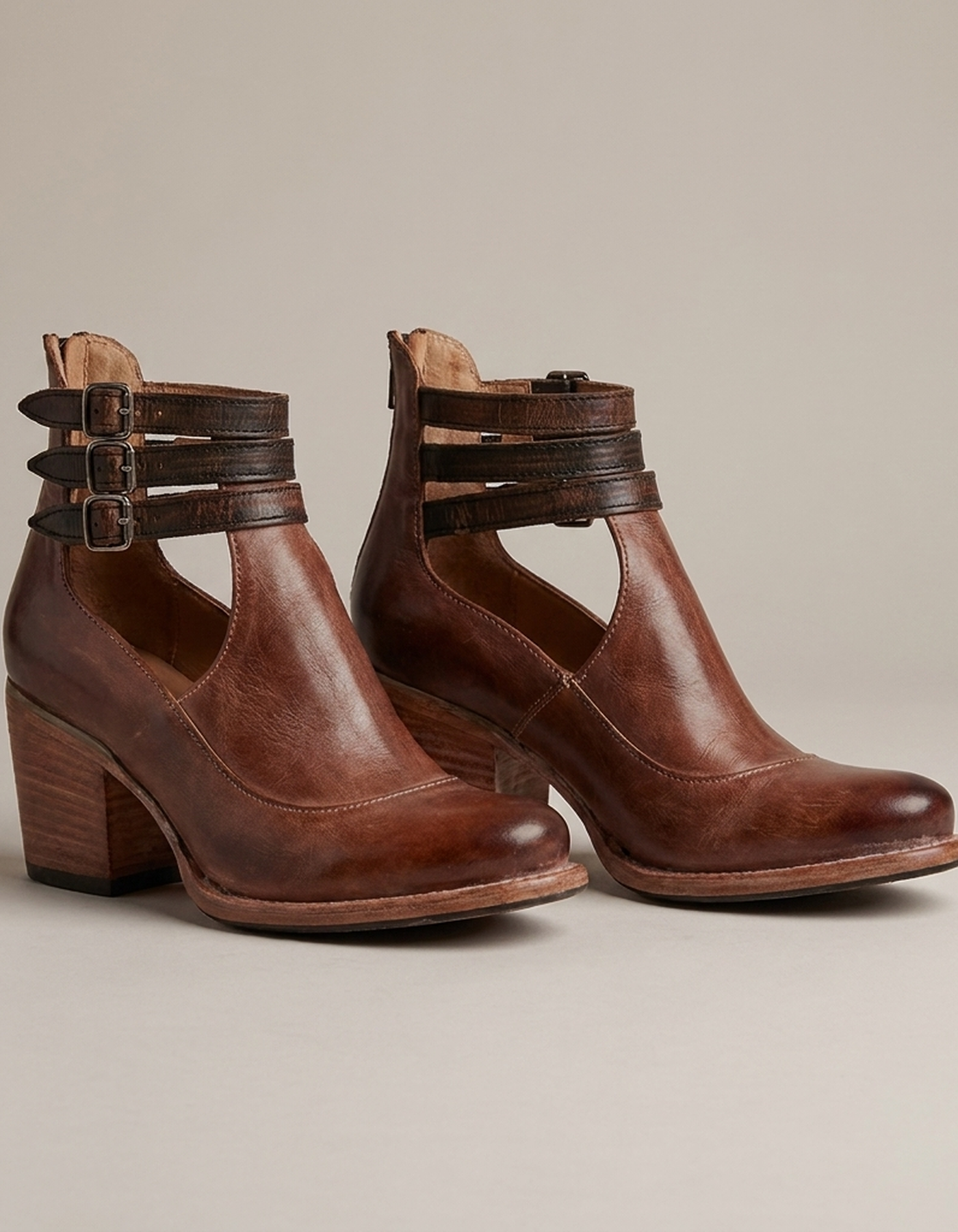 PLUXSTYLE::numise::graceful-comfort-ankle-boots::pack-dark-brown
