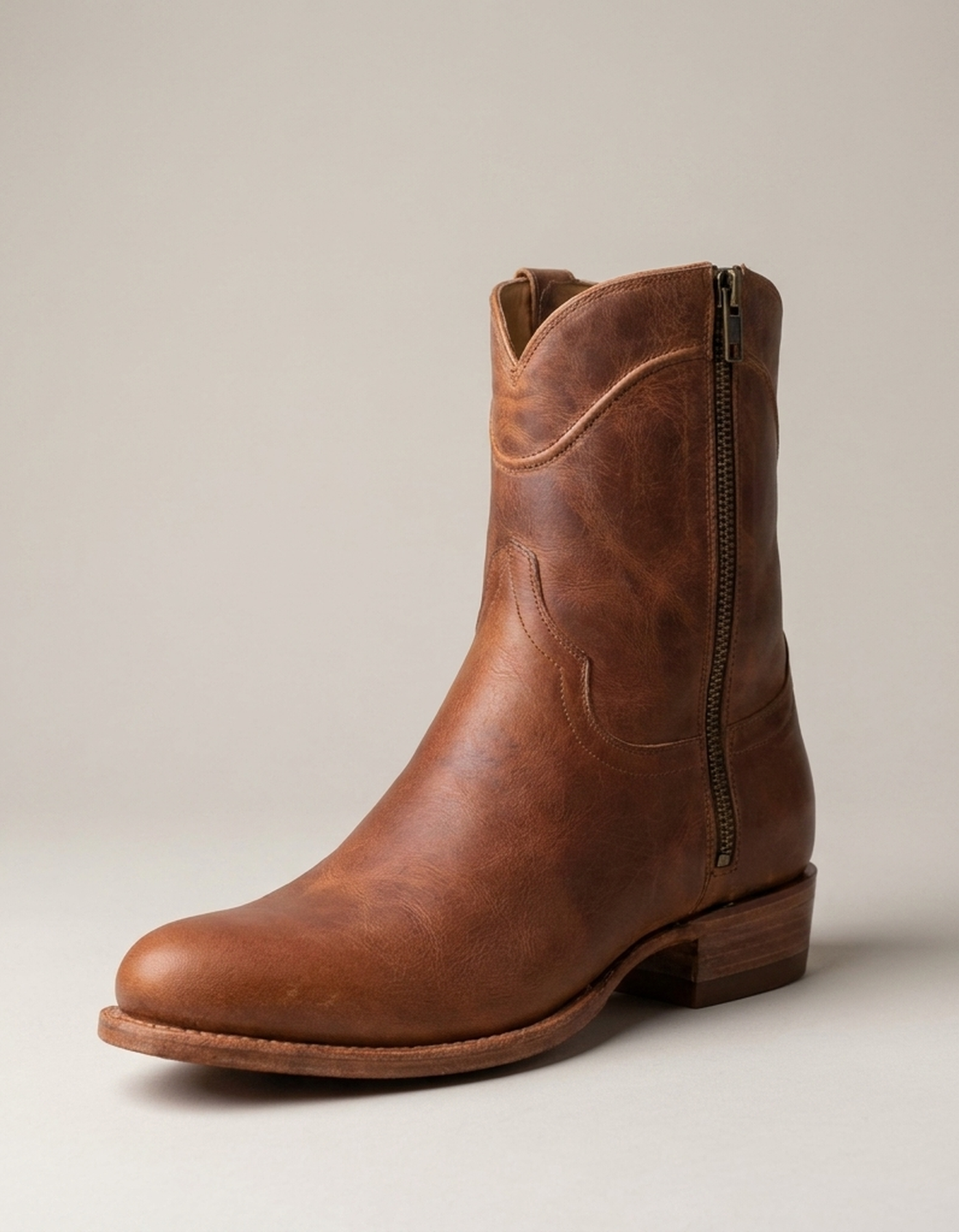 PLUXSTYLE::numise::mens-retro-western-boots::closeup-hero